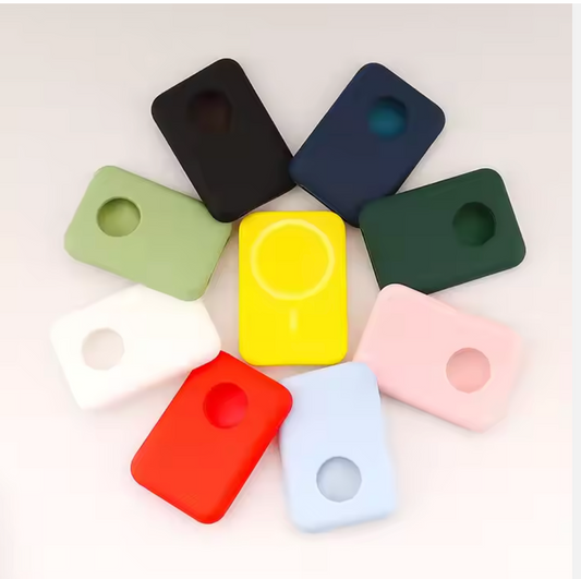MagSafe Battery Pack Silicone Protective Case with Mountaineering Hook